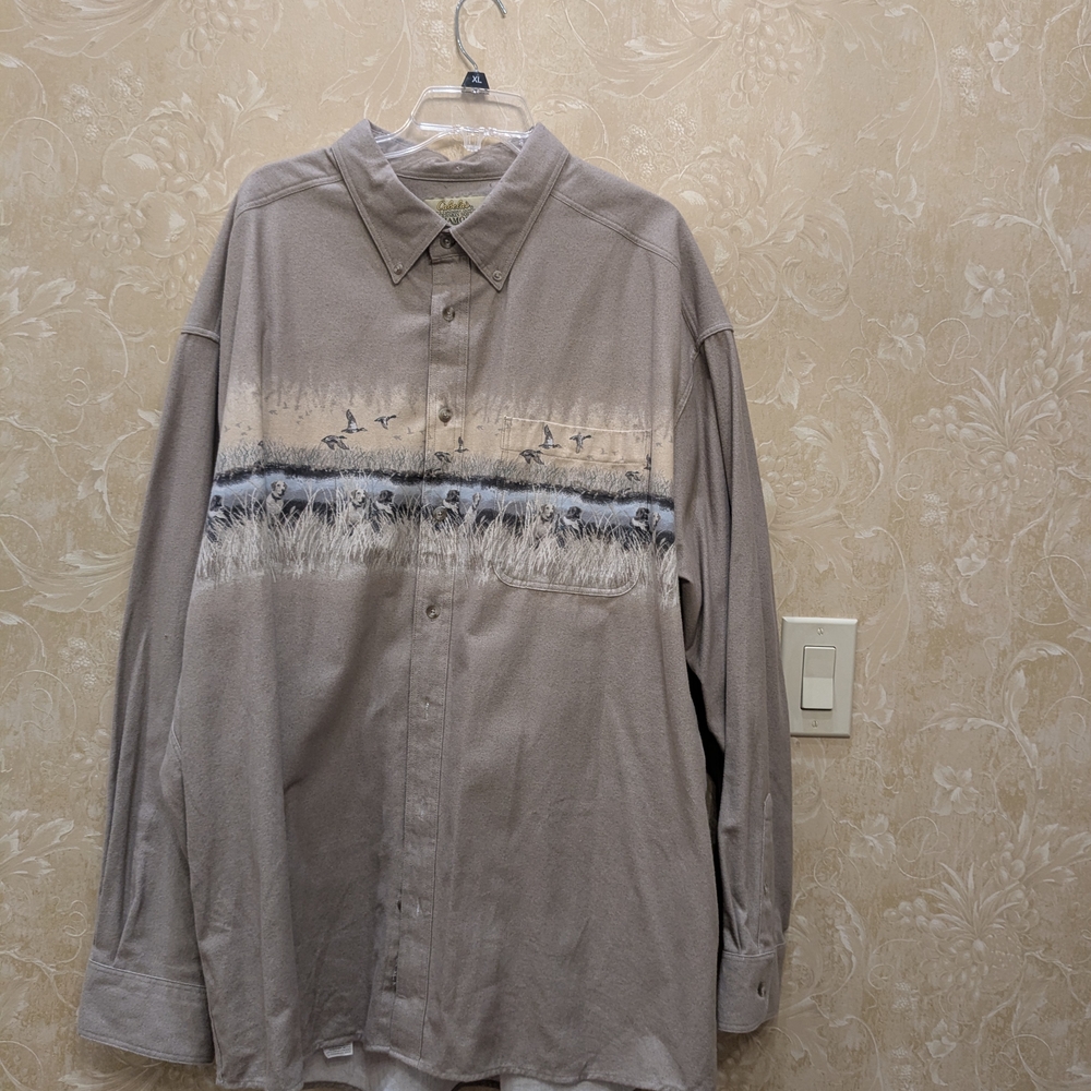 Men's Cabela's Tan Button-Up Chamois Shirt with Duck Hunting Scene